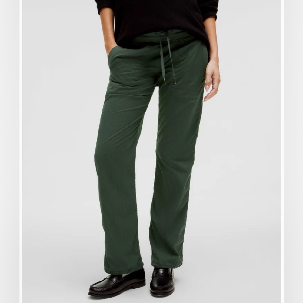 NWT Lululemon Dance Studio Mid-Rise Pant Regular Legacy Green Sz 6